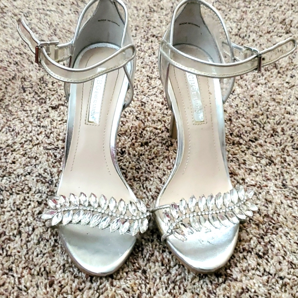 Customized bcbg heel